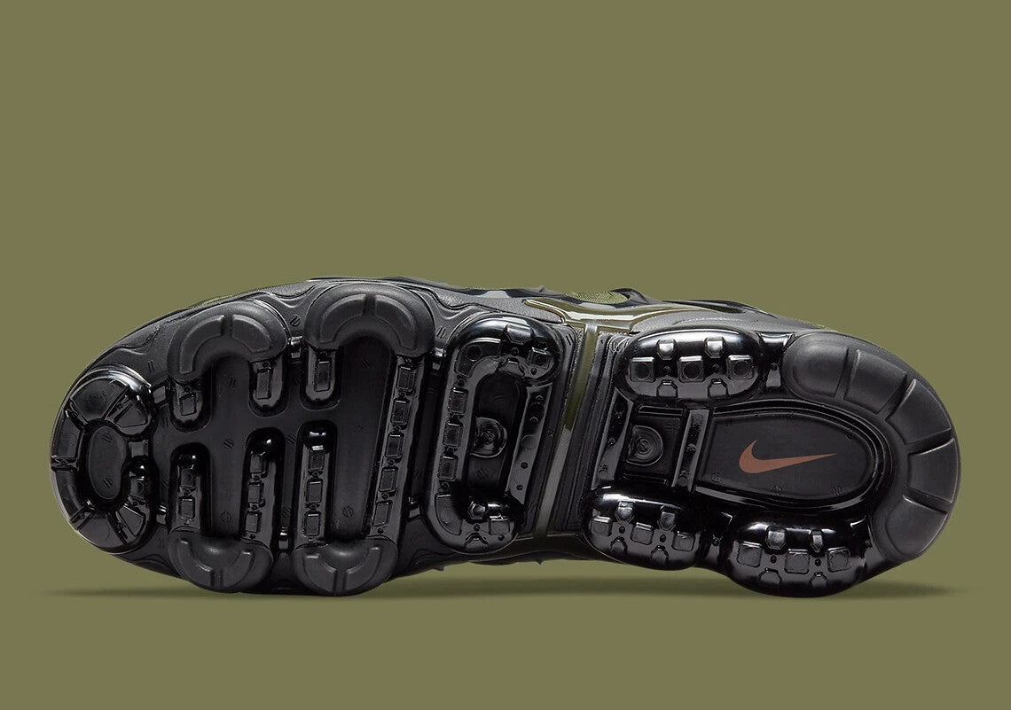 Nike Air Vapormax Plus - Rough Green/Dark