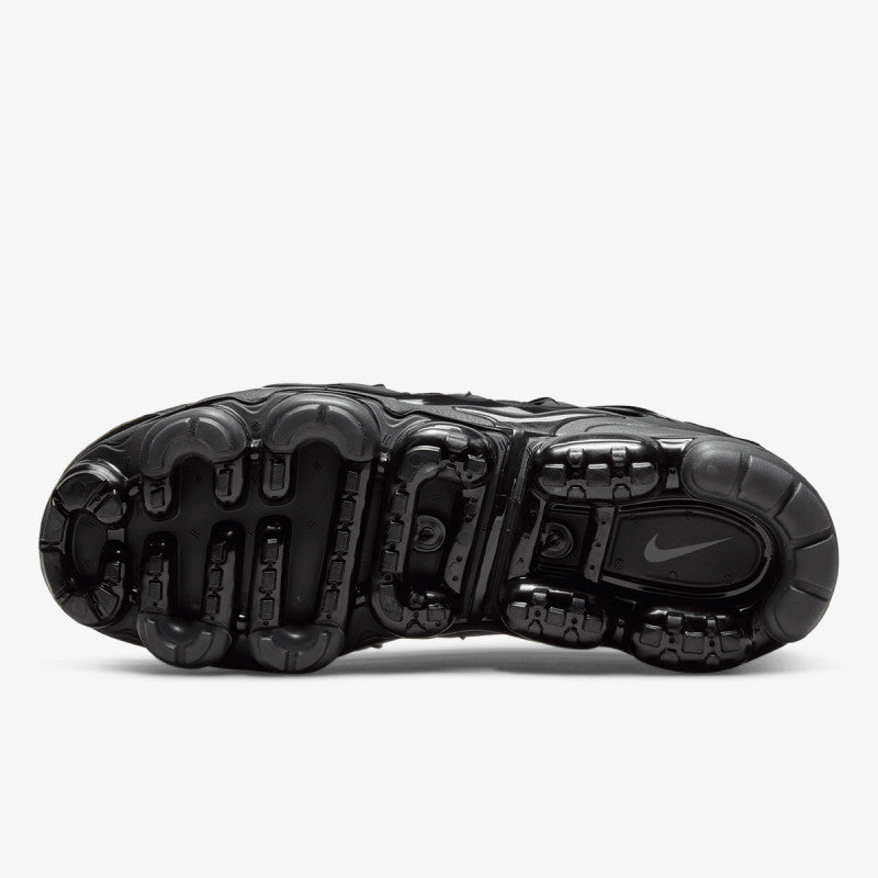 Vapor Max Plus Triple - Black