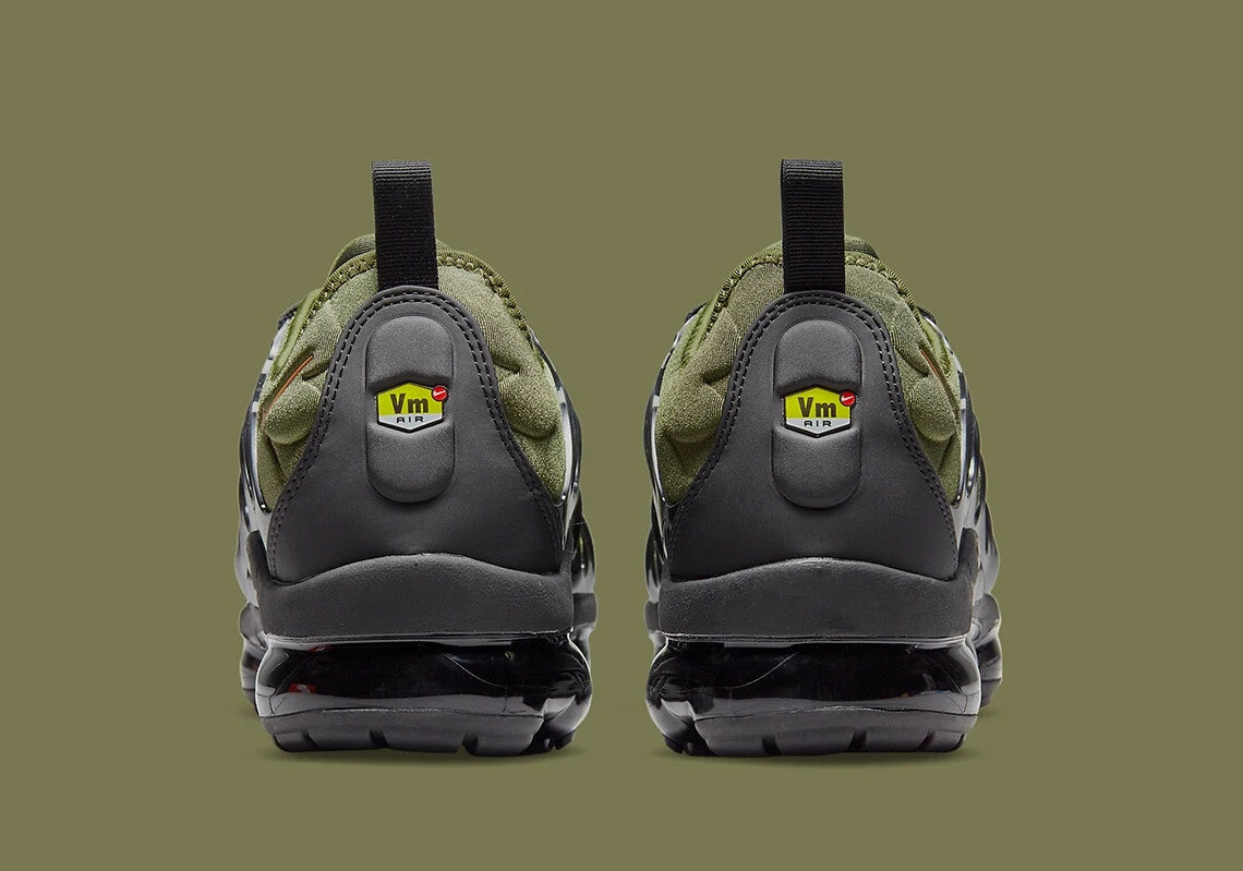 Nike Air Vapormax Plus - Rough Green/Dark