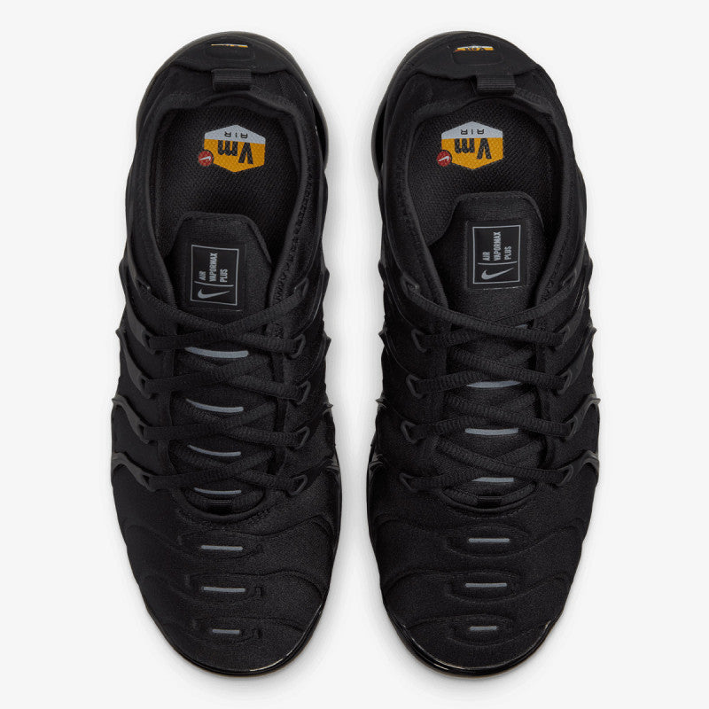 Vapor Max Plus Triple - Black