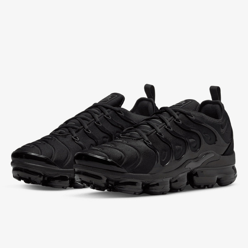 Vapor Max Plus Triple - Black